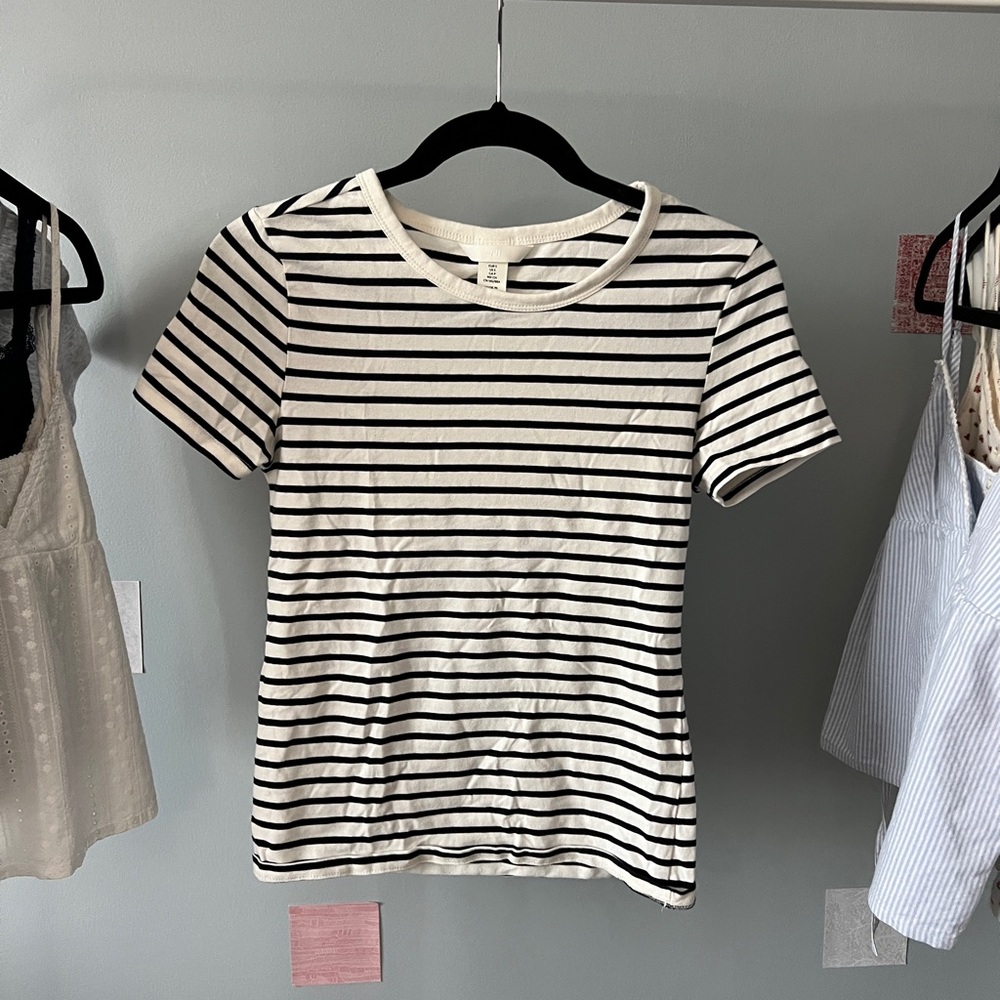 Navy and white striped tshirt